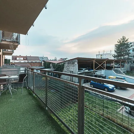 Spacious In Pardubice-free Parking Nearby-balcony
